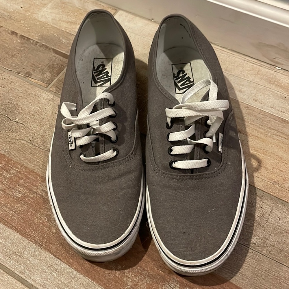 Gray Vans Off the Wall Size 11